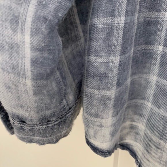 ❤️Paper Crane Plaid Destroyed Flannel S/M Blue - Picture 7 of 8